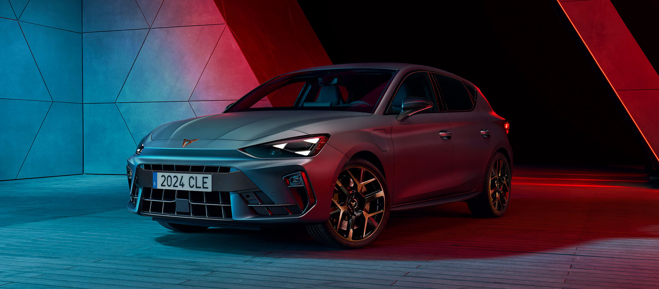 CUPRA León azul fiord