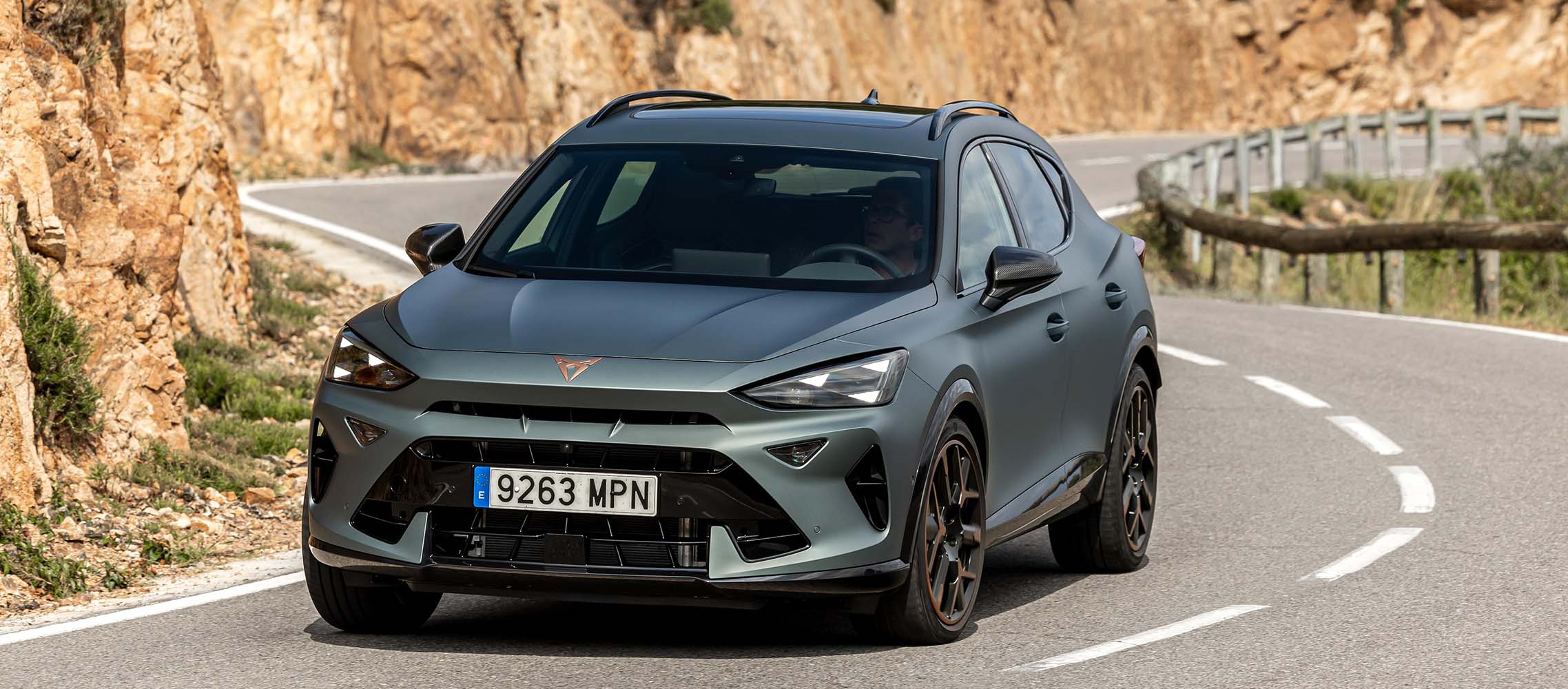 Nuevo CUPRA Formentor VZ azul fiord
