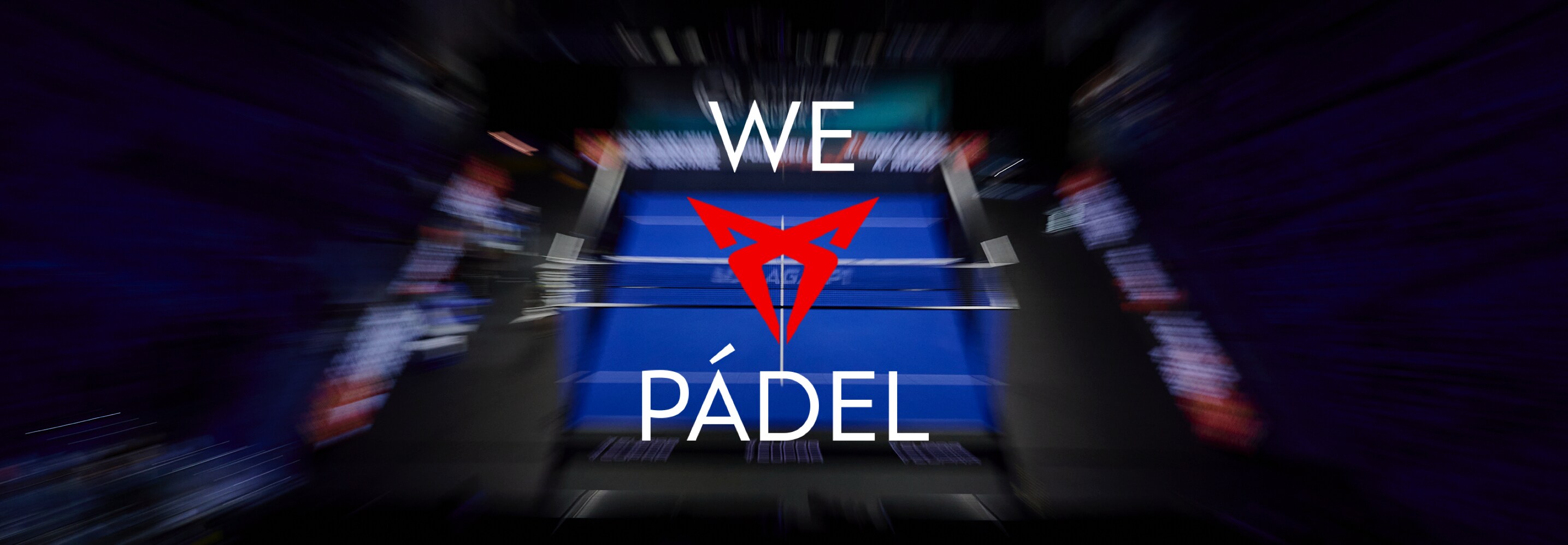 Pista de torneo de Padel en vista cenital desde grada