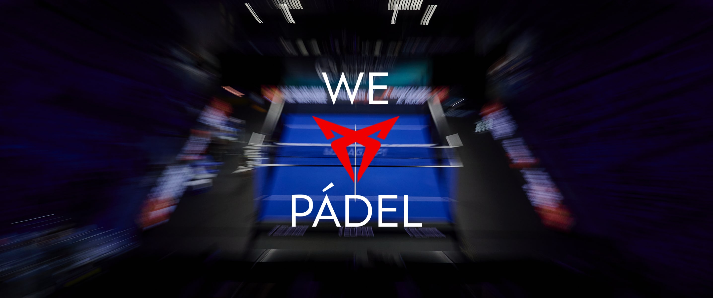 Pista de torneo de Padel en vista cenital desde grada