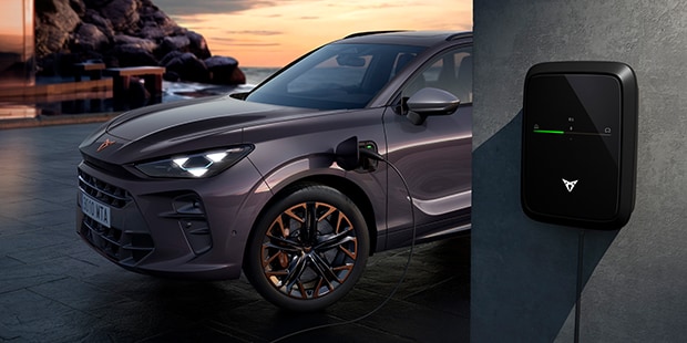 CUPRA Terramar híbrido enchufable dark void
