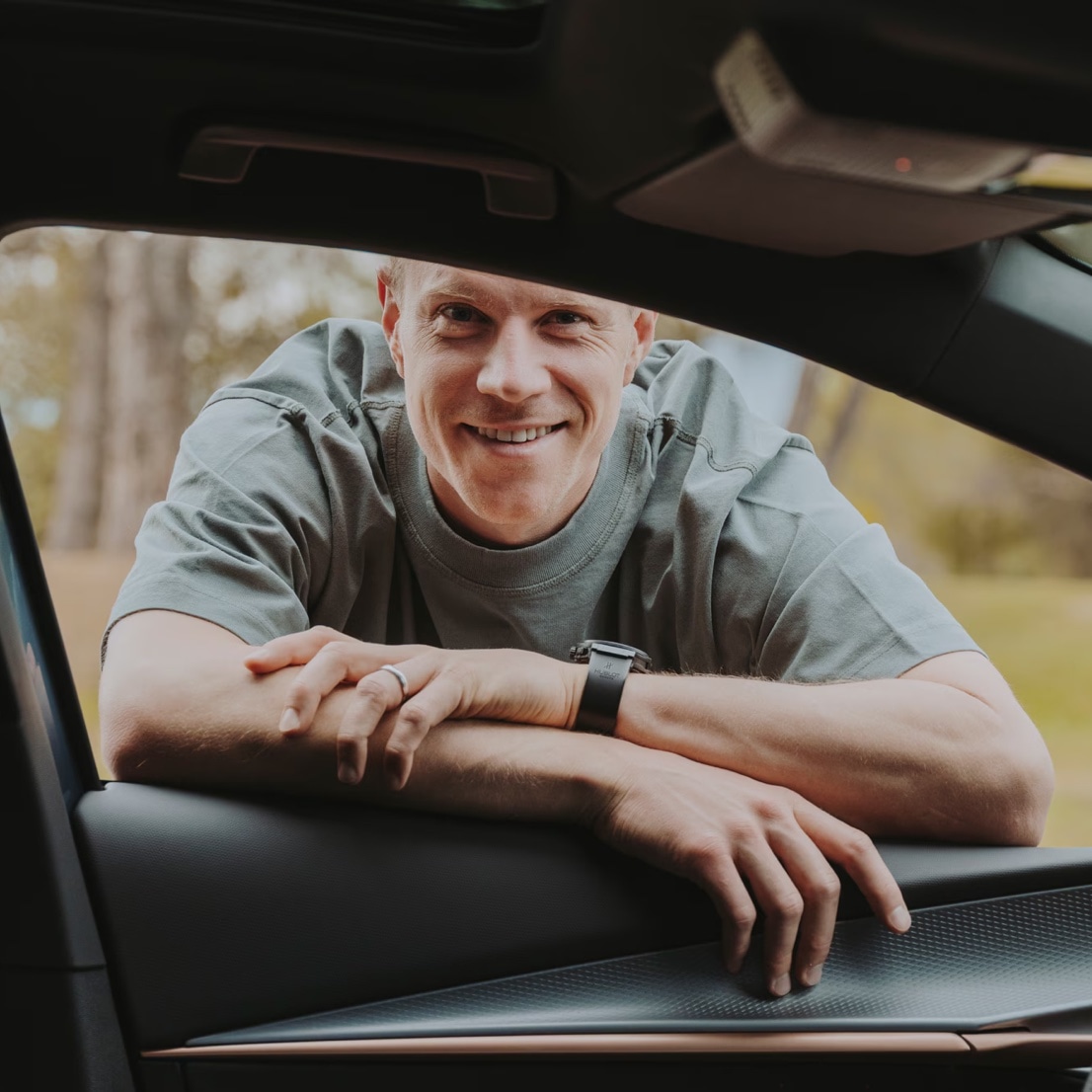 Marc ter Stegen junto al nuevo CUPRA Tavascan