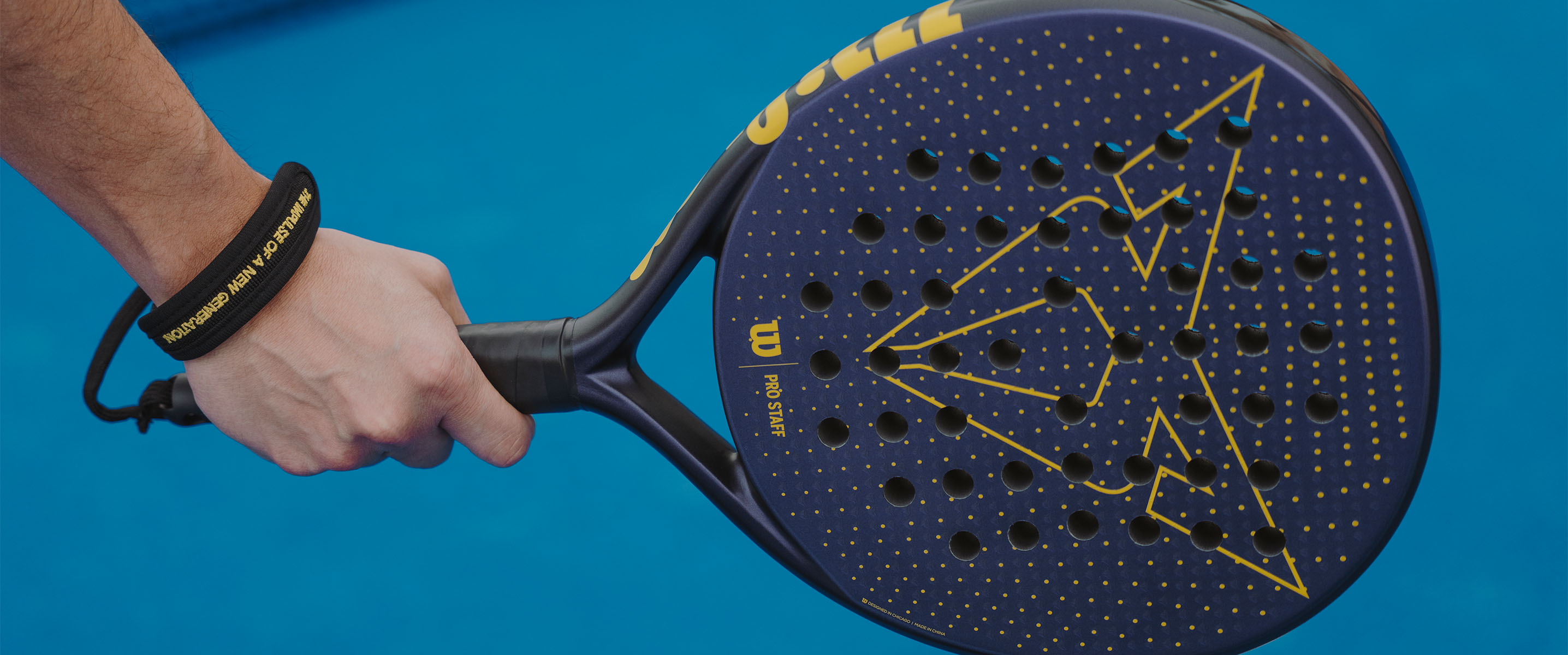 La pala de pádel CUPRA x Wilson LT