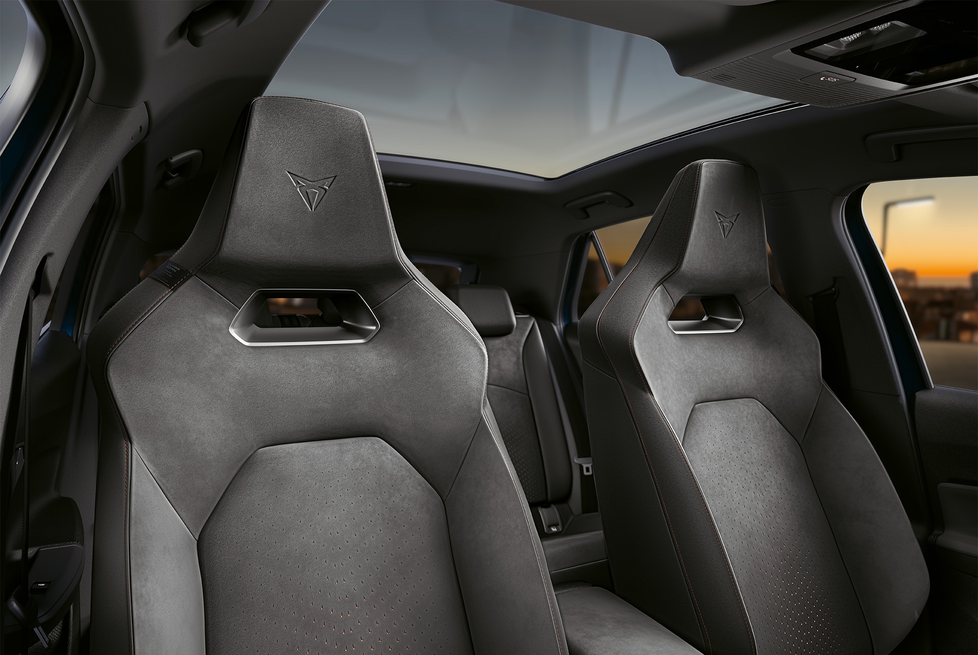 Nuevos asientos eléctricos CUPRA Born 2025