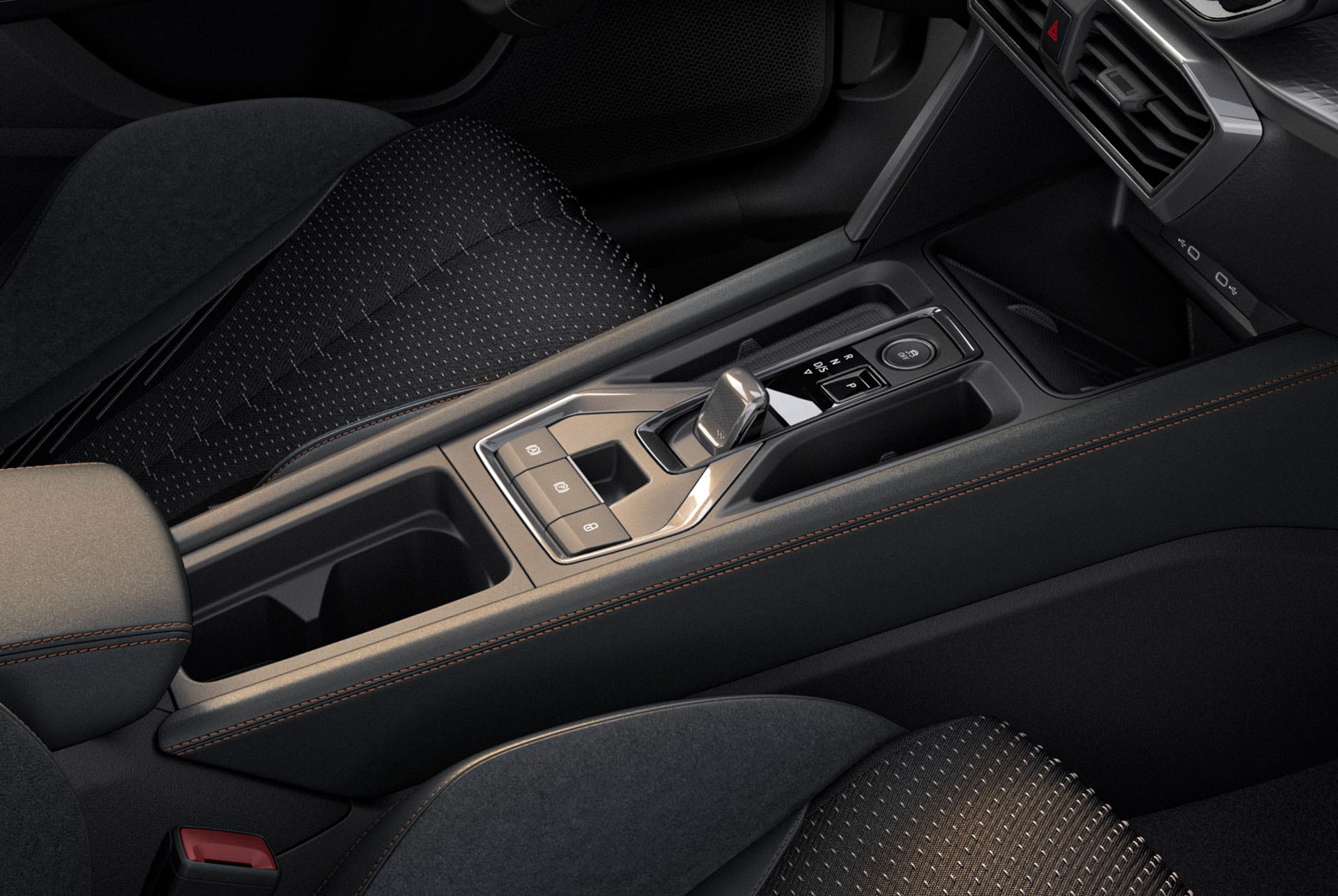 Primer plano de la consola central interior del coche del nuevo CUPRA Formentor 2025, diseño interior.