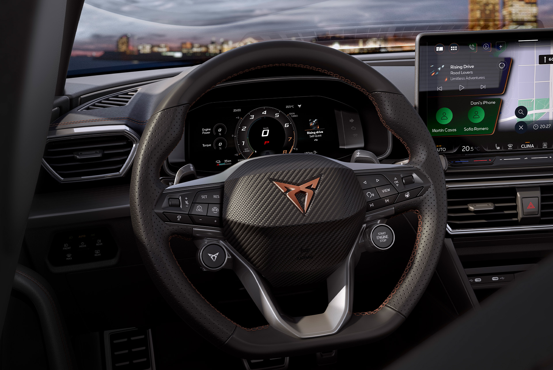 Nuevo CUPRA León 2025, volante inteligente con mandos por satélite, sistemas avanzados de asistencia Safety Tech, control de crucero adaptativo, mantenimiento de carril y visualización dinámica en directo de las señales de tráfico.