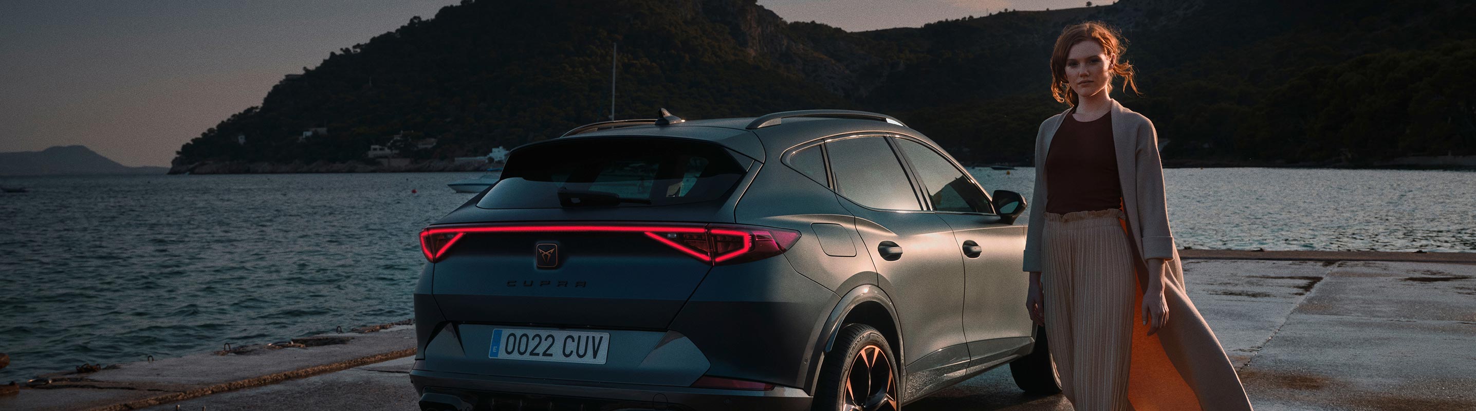 CUPRA Formentor 2020 magnetic tech grey with copper alloy wheels